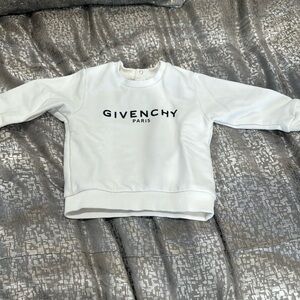 Givenchy sweater 12m unisex